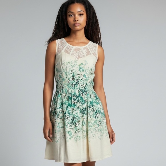 LC Lauren Conrad Dresses & Skirts - LC Lauren Conrad Cream Green Halter A-line Mini Dress